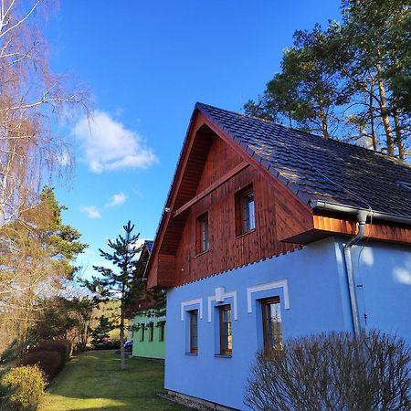 Chaty Kolodeje-Ubytovani U Reky V Soukromem Arealu-Blue Kolodeje nad Luznici Dış mekan fotoğraf